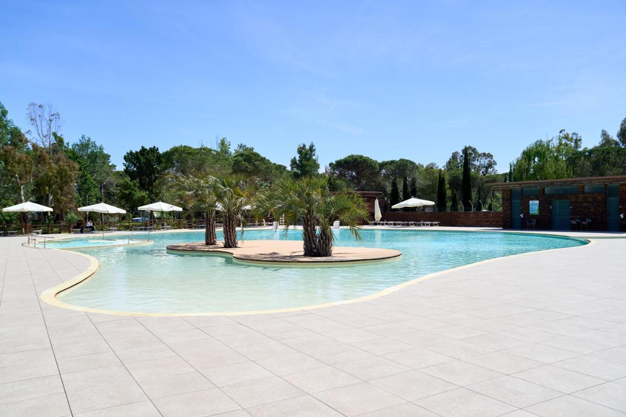 Camping Campo Dei Fiori 瓦达 外观 照片