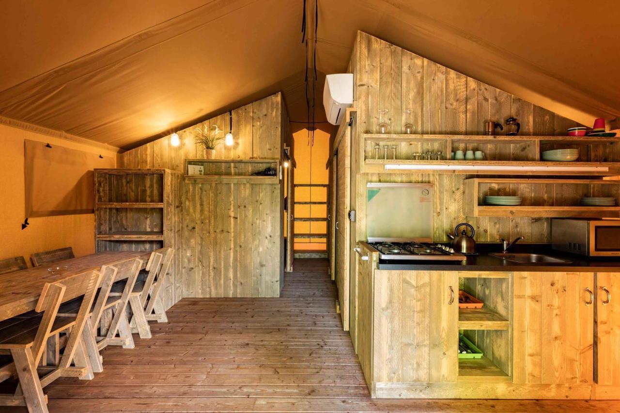 Camping Campo Dei Fiori 瓦达 外观 照片